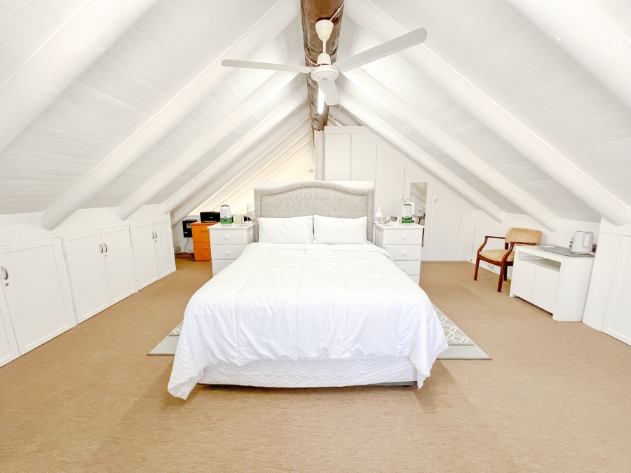 4 Bedroom Property for Sale in Keurbooms River Western Cape